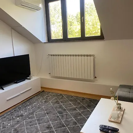 Gigi Center Apartment *
