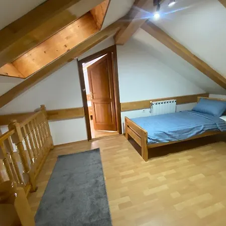 Gigi Center Apartment